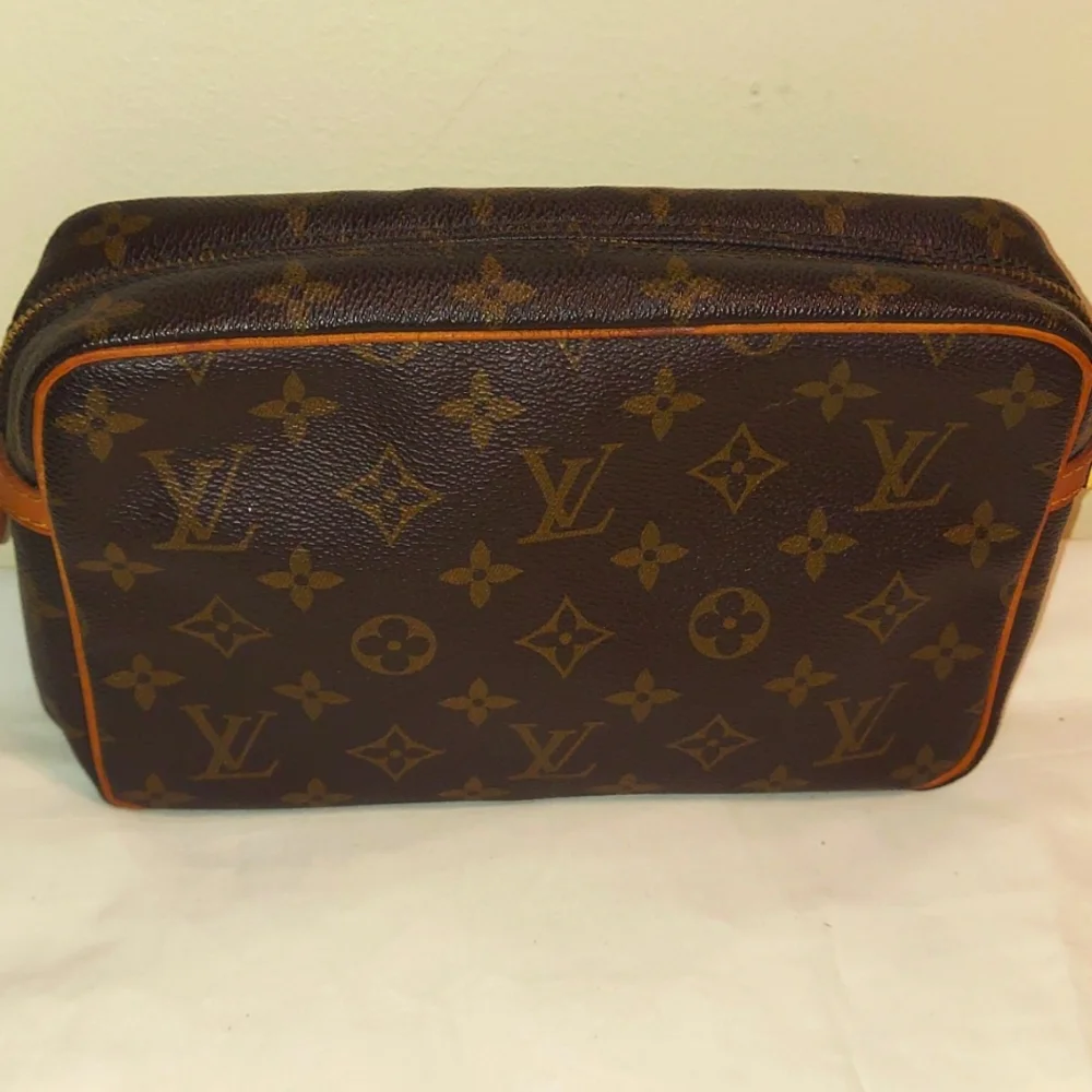 AUTHENTIC Louis Vuitton Vintage Monogram Compiegne Clutch Cosmetic Bag Pouch